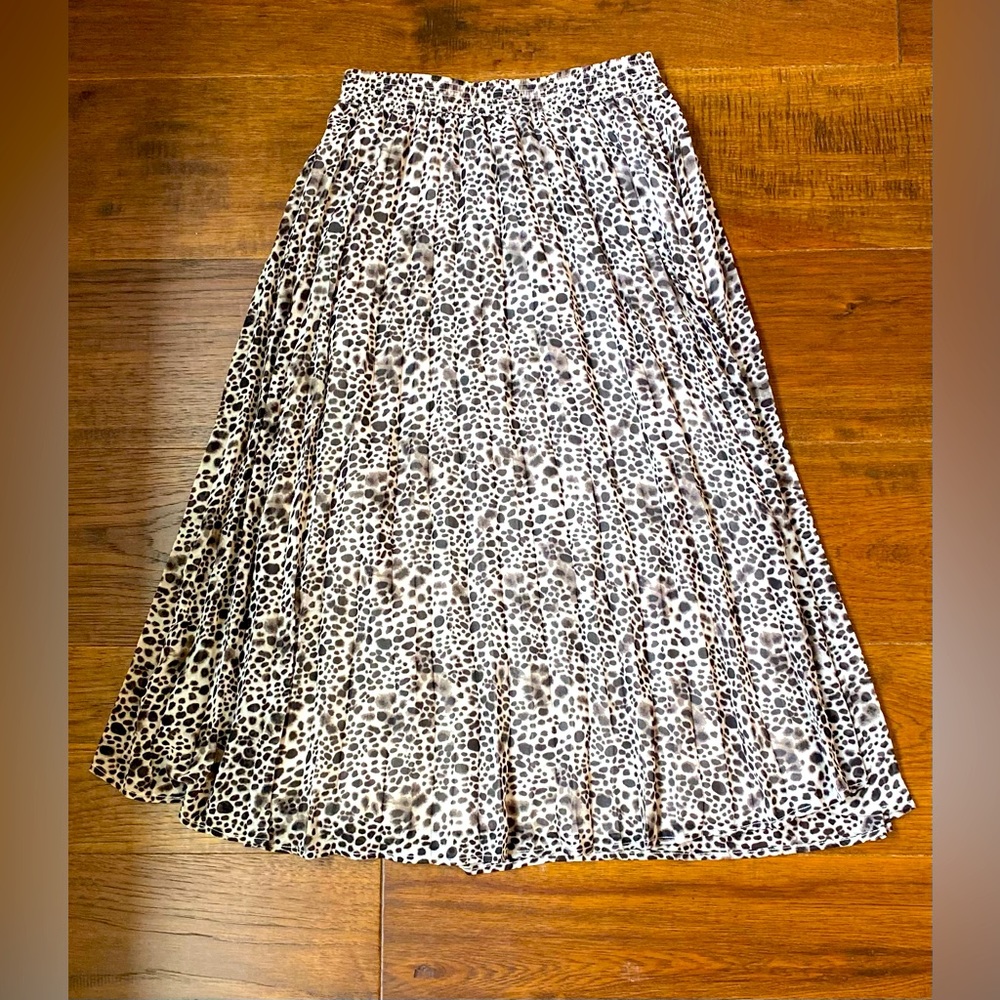 A New Day. High waisted, A-line skirt. Size XS. Animal print, black and white